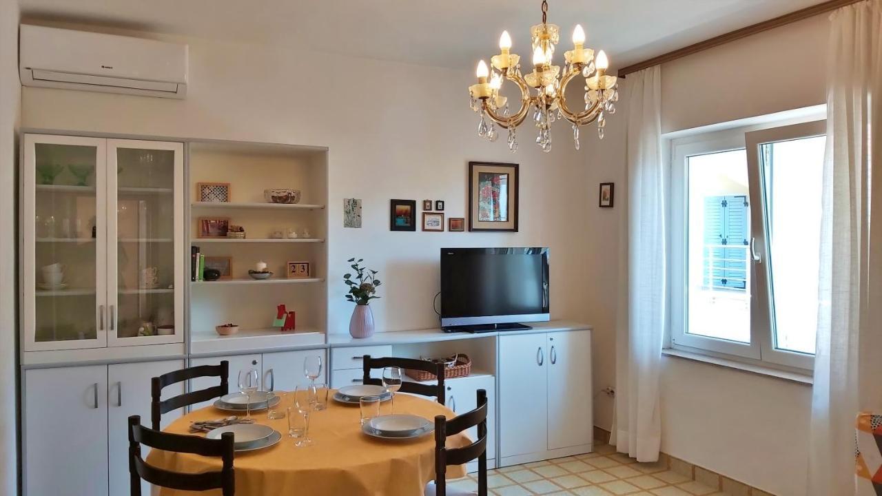 Apartment Juta Мимице Екстериор снимка