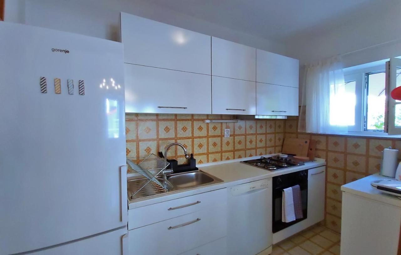 Apartment Juta Мимице Екстериор снимка