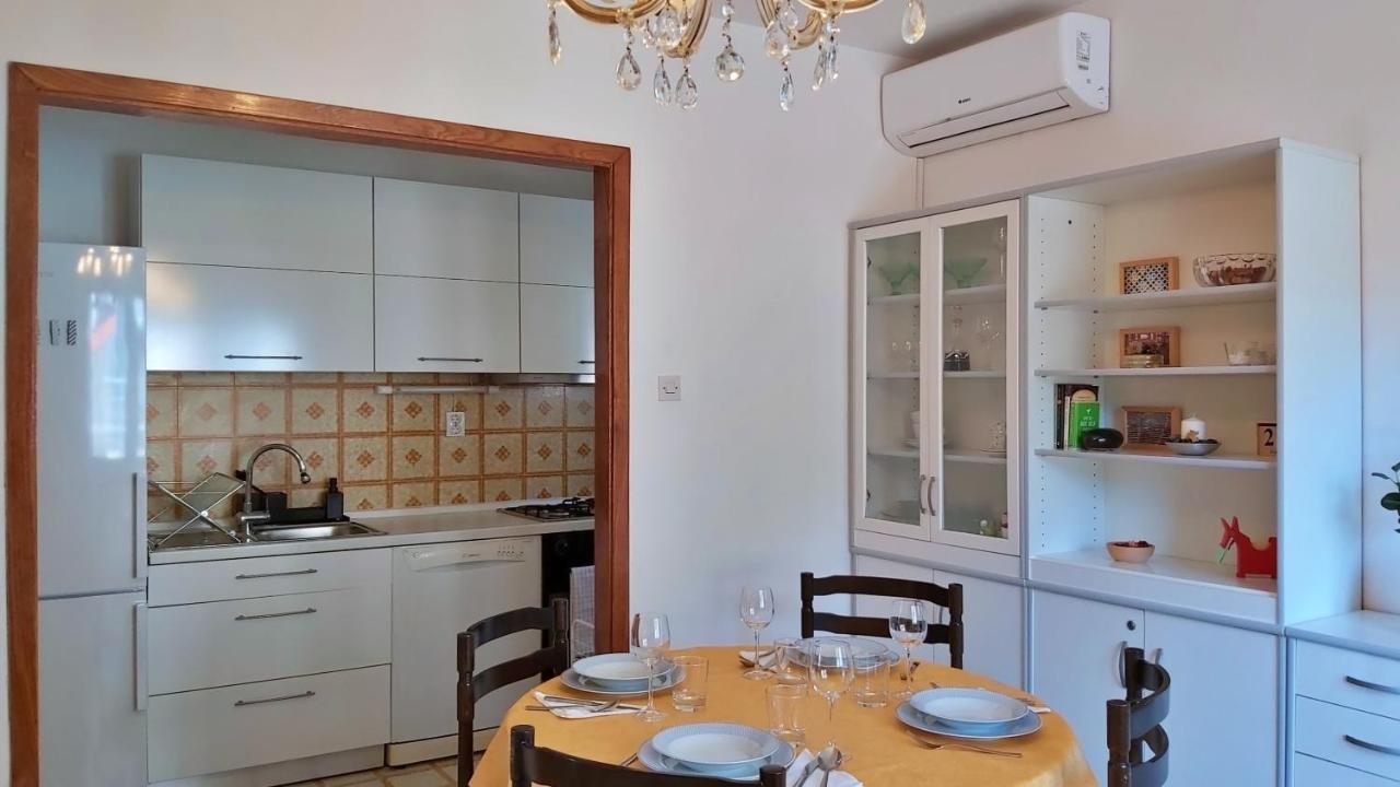 Apartment Juta Мимице Екстериор снимка