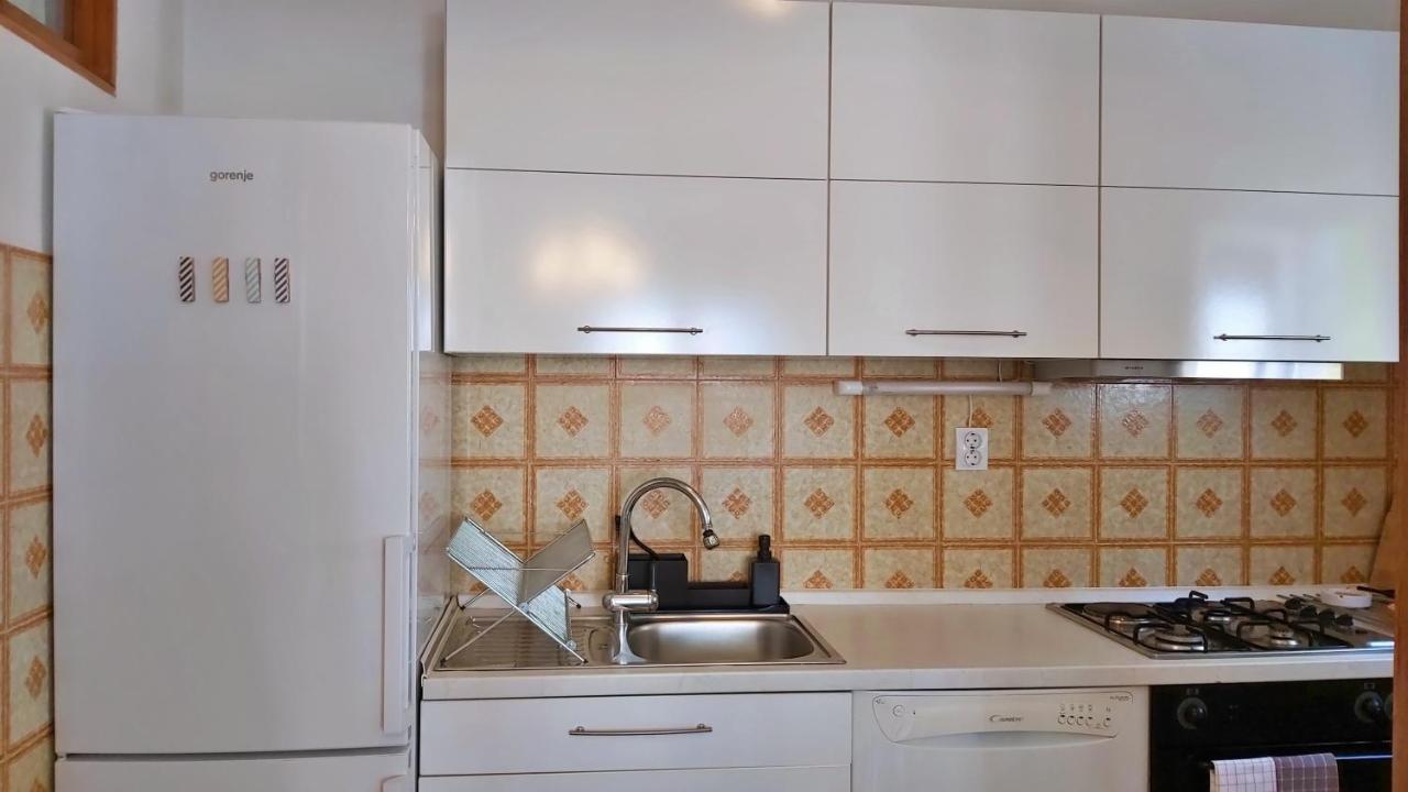 Apartment Juta Мимице Екстериор снимка